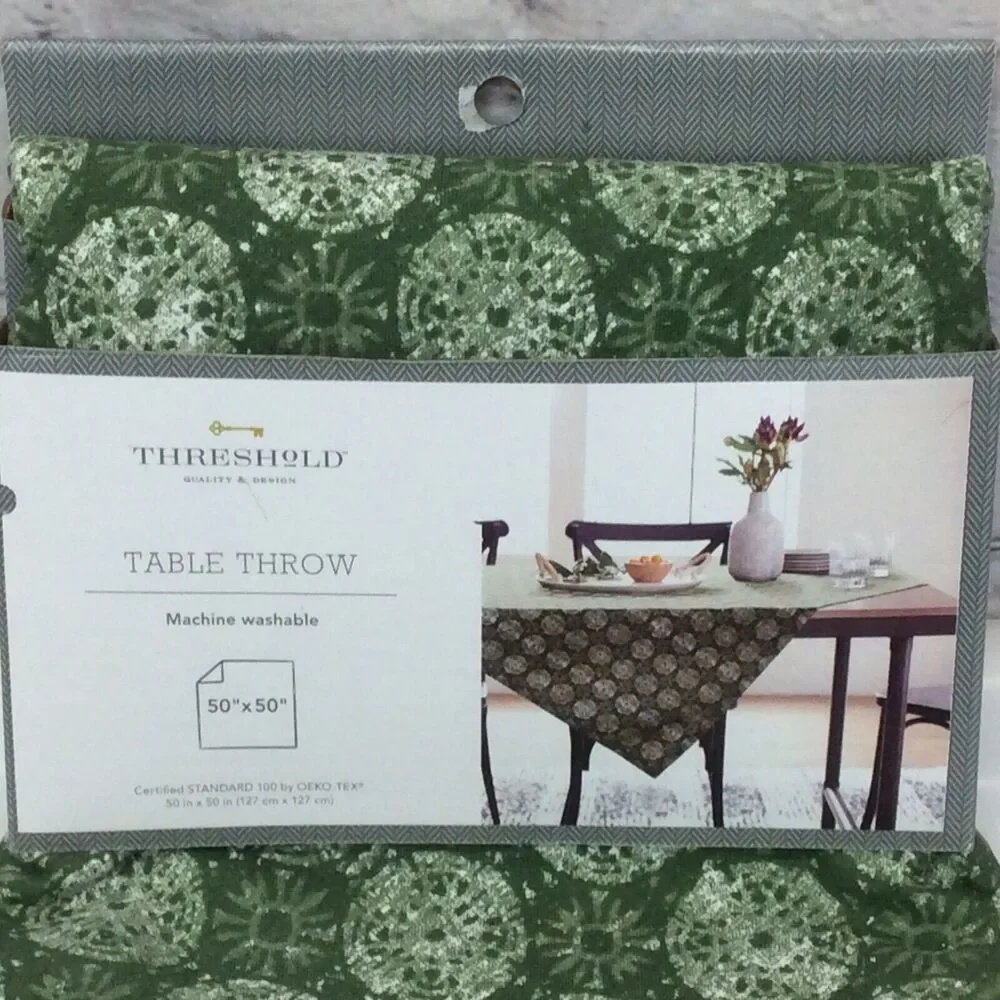 Threshold Tablecloth Throw Green Farmhouse Decor Country Chic 50”x50” Geometric